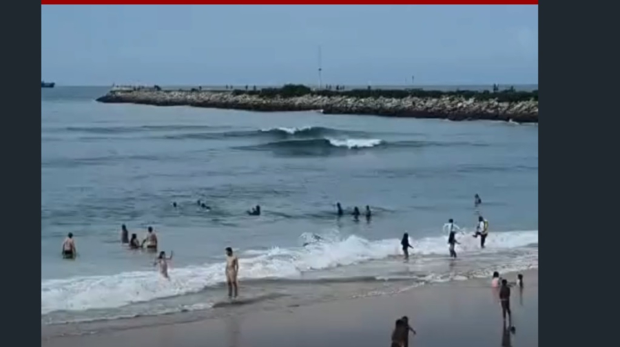 Casal é resgatado por guarda-vidas após ser arrastado por correnteza na Praia de Iracema