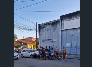 Colisão entre dois veículos é registrada no Parque Potira, mas não há feridos