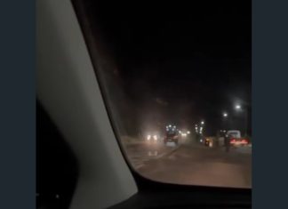 Desvio na CE-085 provoca caos no trânsito na volta do feriadão; ponte segue em risco de desabamento desde o Carnaval