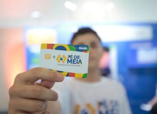 Governo inicia pagamento de R$ 200 para estudantes do ensino médio pelo programa Pé-de-Meia