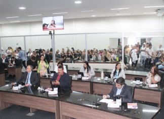 Prefeitura de Caucaia protocola na Câmara mensagem que concede reajuste de 6,27% ao piso salarial do Magistério