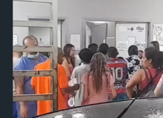 Hospital Municipal de Caucaia volta a registrar superlotação; paciente denuncia descaso da gestão Naumi Amorim