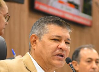 Vereador Dr. Tanilo Menezes solicita sinalização viária para a Rua da Liberdade, no bairro Padre Júlio Maria