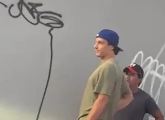 Jogadores do Fortaleza, David Luiz e Deyverson, se envolvem em acidente de trânsito em Fortaleza