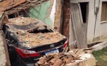 Carro desgovernado invade residência em Ipu e deixa duas pessoas feridas; uma em estado grave