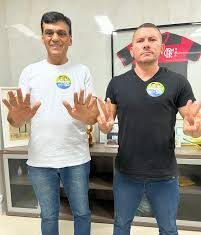 Vereador Tancredo silencia diante de críticas de Vitor Valim e evita falar sobre alianças com base petista