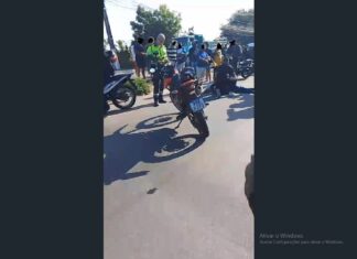 Colisão entre moto e caminhão deixa um homem morto no bairro Araturi, em Caucaia