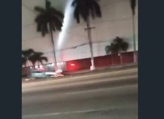 Perseguição termina em acidente na Avenida Washington Soares, em Fortaleza