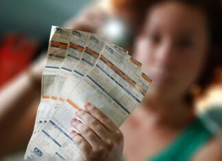 Mais de 235 mil cearenses podem ter desconto na conta de luz, mas ainda não acessam Tarifa Social