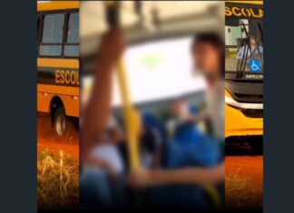 Briga entre jovens em ônibus escolar de Russas repercute nas redes sociais; envolvido pede desculpas e admite erro