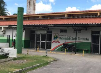 Mães denunciam Hospital Maternidade Santa Teresinha por impedir saída de mães e recém-nascidos em Caucaia