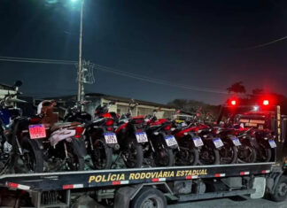 PMCE cancela “rolezinho”, apreende 12 motos e aplica 54 multas em Fortaleza