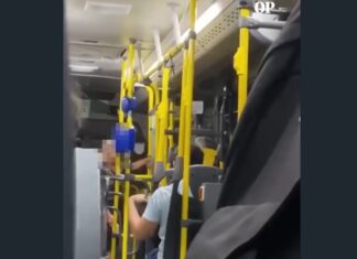 Idosa agride motorista e passageiro dentro de ônibus em Fortaleza com golpes de chinelo