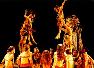 Em outubro, EDISCA traz de volta o espetáculo “Koi-Guera” aos palcos cearenses no Cine Teatro São Luiz