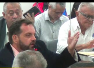 “Eu sou babão mesmo”, diz vereador Anderson Arruda ao homenagear prefeito Naumi Amorim pelo Dia do Prefeito