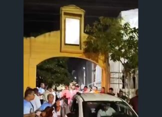 Procissão encerra festejos de Santa Teresinha no bairro Marechal Rondon, em Caucaia
