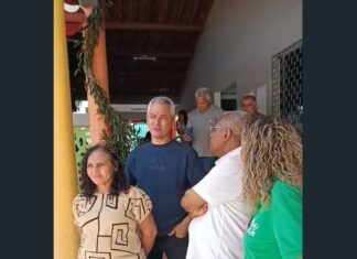 Waldemir Catanho participa de festa do Dia das Crianças em escola de Caucaia e promete buscar melhorias para unidade