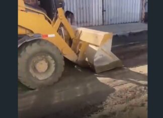 Moradores denunciam alagamentos após intervenção com máquina na Rua Padre Cícero, em Caucaia