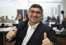 Vereador Silvio Nascimento propõe apoio emocional nas escolas e revitalização de praça no Guajiru