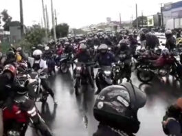 Motoristas e motociclistas por aplicativo protestam em Fortaleza contra o PL 152