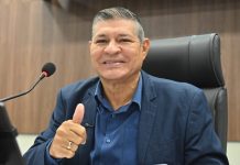 Vereador Dr. Tanilo solicita pavimentação de ruas e construção de posto de saúde em Caucaia