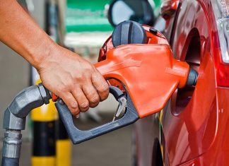 Mais um aumento? Petrobras sinaliza nova alta no preço da gasolina durante governo Lula
