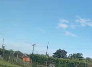Colisão entre carro e motocicleta deixa dois mortos na BR-020, na região do Parque Potira