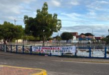 Faixas com mensagem “Iguatu é Lula, Ciro e Roberto Cláudio” surpreendem moradores e agitam cenário político para 2026