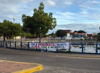 Faixas com mensagem “Iguatu é Lula, Ciro e Roberto Cláudio” surpreendem moradores e agitam cenário político para 2026