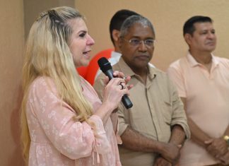 Deputada Luizianne Lins anuncia afastamento temporário para realizar cirurgia Deputada Luizianne Lins anuncia afastamento temporário para realizar cirurgia