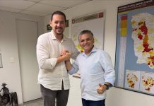 Secretário de Naumi, Deuzinho Filho declara apoio a Danniel Oliveira em vez da deputada estadual apoiada pela gestão Secretário de Naumi, Deuzinho Filho declara apoio a Danniel Oliveira em vez da deputada estadual apoiada pela gestão