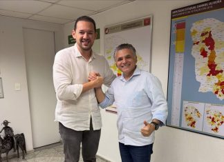Secretário de Naumi, Deuzinho Filho declara apoio a Danniel Oliveira em vez da deputada estadual apoiada pela gestão Secretário de Naumi, Deuzinho Filho declara apoio a Danniel Oliveira em vez da deputada estadual apoiada pela gestão