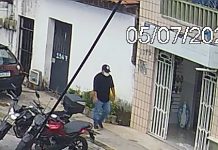 Imagens de câmeras registram furto de veículo no Parque Potira, em Caucaia Imagens de câmeras registram furto de veículo no Parque Potira, em Caucaia