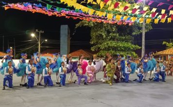 Arraiá da Loura Maluca chega à 9ª edição com música, quadrilhas e comidas típicas no Icaraí, em Caucaia Arraiá da Loura Maluca chega à 9ª edição com música, quadrilhas e comidas típicas no Icaraí, em Caucaia