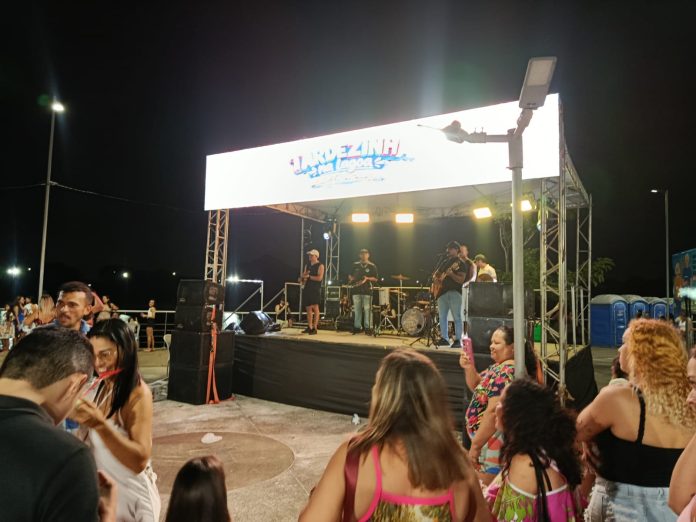Idealizado pelo vereador Rodrigo Amorim, "Tardinha na Lagoa de Tabapuá" reúne multidão e fortalece empreendedorismo local