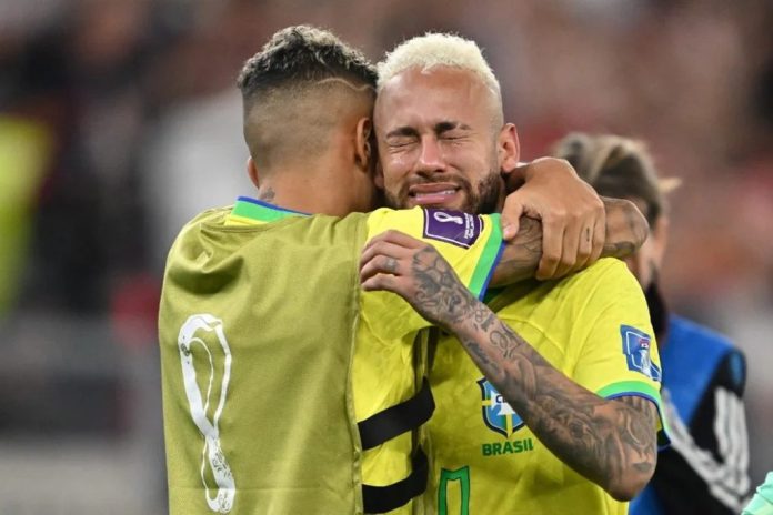 Mesmo eliminados, jogadores da Seleção Brasileira podem receber R$ 3,5 milhões cada pela Copa do Mundo