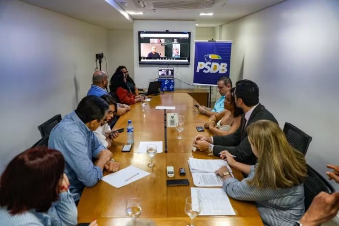 PSDB-Cidadania oficializa candidatura de Ciro Gomes ao Governo do Ceará