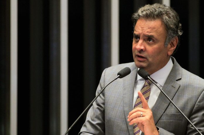 Aécio Neves desiste de disputar a Presidência e defende neutralidade do PSDB no primeiro turno