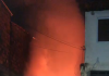 INCÊNDIO DESTRÓI CASA NO BAIRRO TABAPUAZINHO EM CAUCAIA INCÊNDIO DESTRÓI CASA NO BAIRRO TABAPUAZINHO EM CAUCAIA