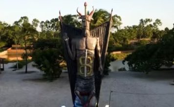 Estátua de 11 metros do Diabo é inaugurada na Taíba e gera repercussão entre cristãos Estátua de 11 metros do Diabo é inaugurada na Taíba e gera repercussão entre cristãos