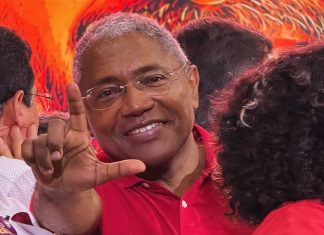 Waldemir Catanho celebra homologação da candidatura e destaca apoio de Lula e Elmano Waldemir Catanho celebra homologação da candidatura e destaca apoio de Lula e Elmano